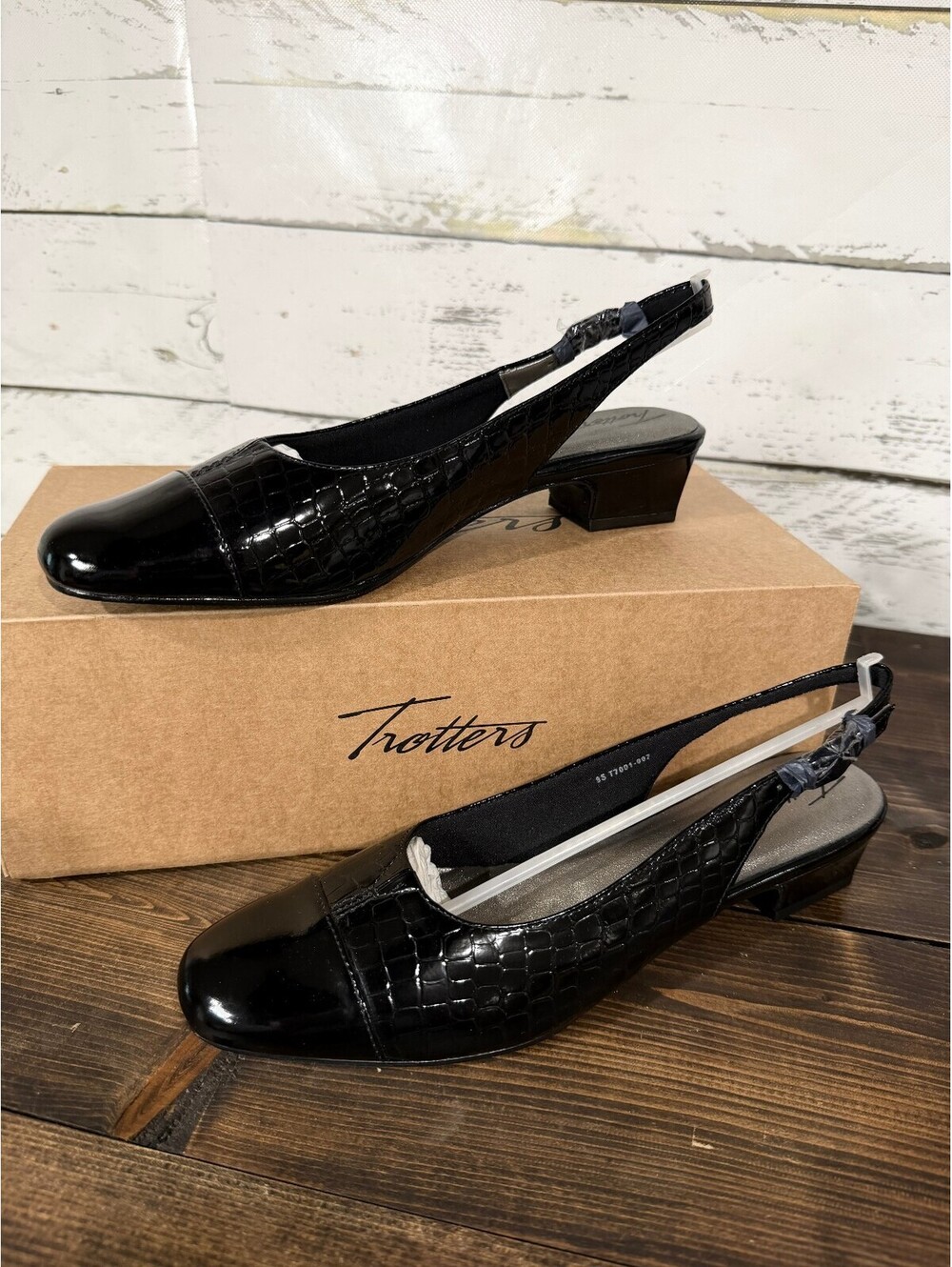 Trotters Dea Crocodile Leather Slingback Pumps Women's 9 NIB